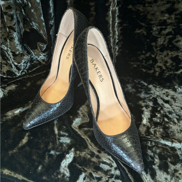 Bakers Black Snake Stiletto Heels - Picture 2 of 8
